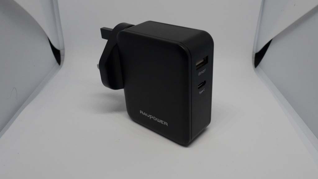 RAVPower 36W USB Charger USB-A & USB-C ports